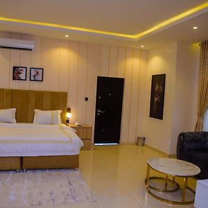 Elcastillo Homes